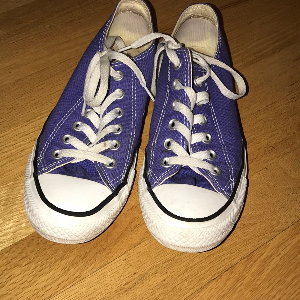 Purple converse size 7